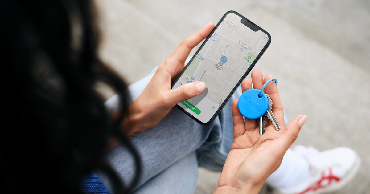 Chipolo vs. Tile Which tracker works best for you? Chipolo