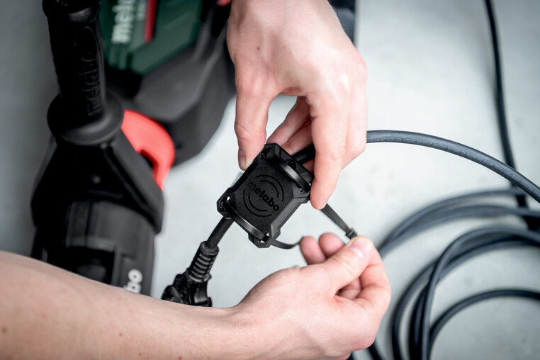 Chipolo Metabo tracker source metabo com 7