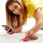 Find lost keys with chipolo key finder replaceable battery 1