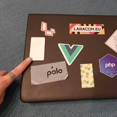 Chipolo card find my laptop featured