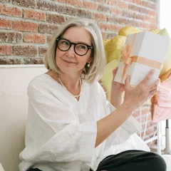 Gift ideas forgetful parents featured 2